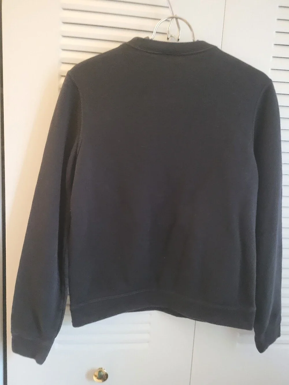📚BACK TO SCHOOL SALE📚 Nike Black Crewneck Sweatshirt with White Swoosh Logo